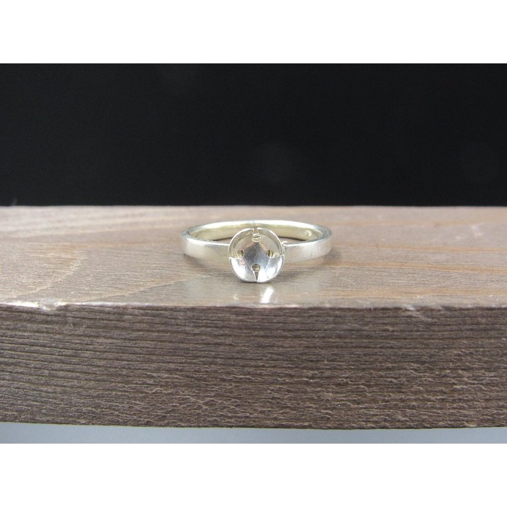 Size 8 Sterling Silver Handmade Odd Flower Band Ring